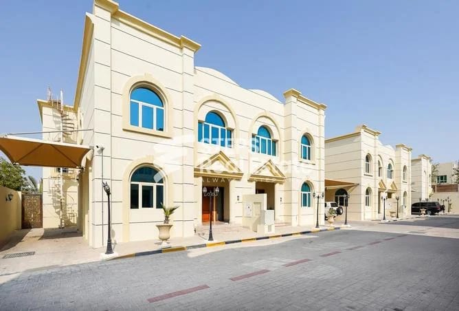 Grand Villa — Dubai