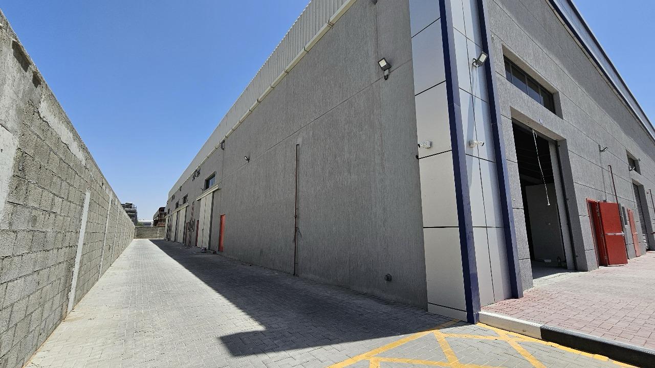 Industrial Building — Dubai